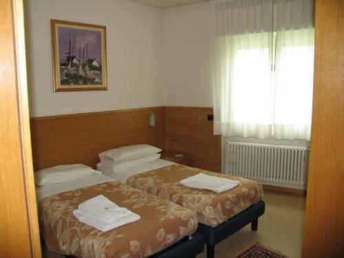 Hotel Oasi Trento Luaran gambar