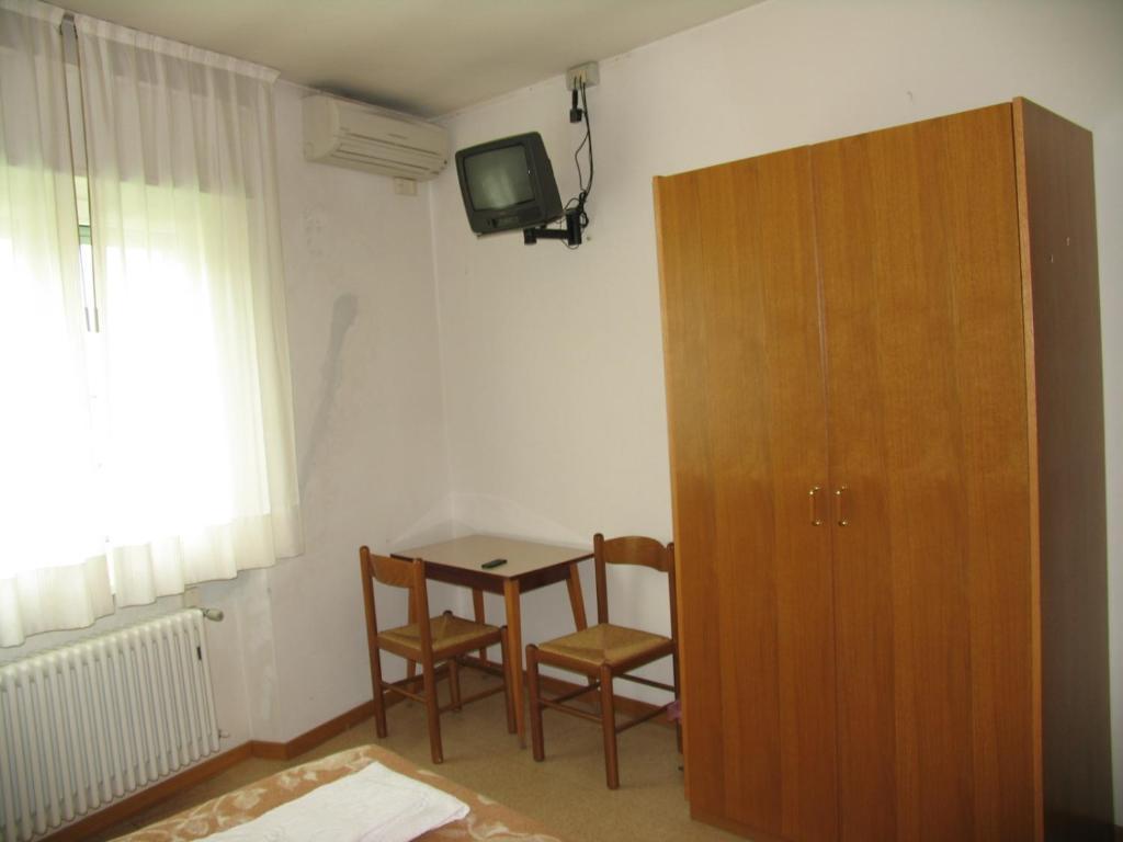 Hotel Oasi Trento Luaran gambar