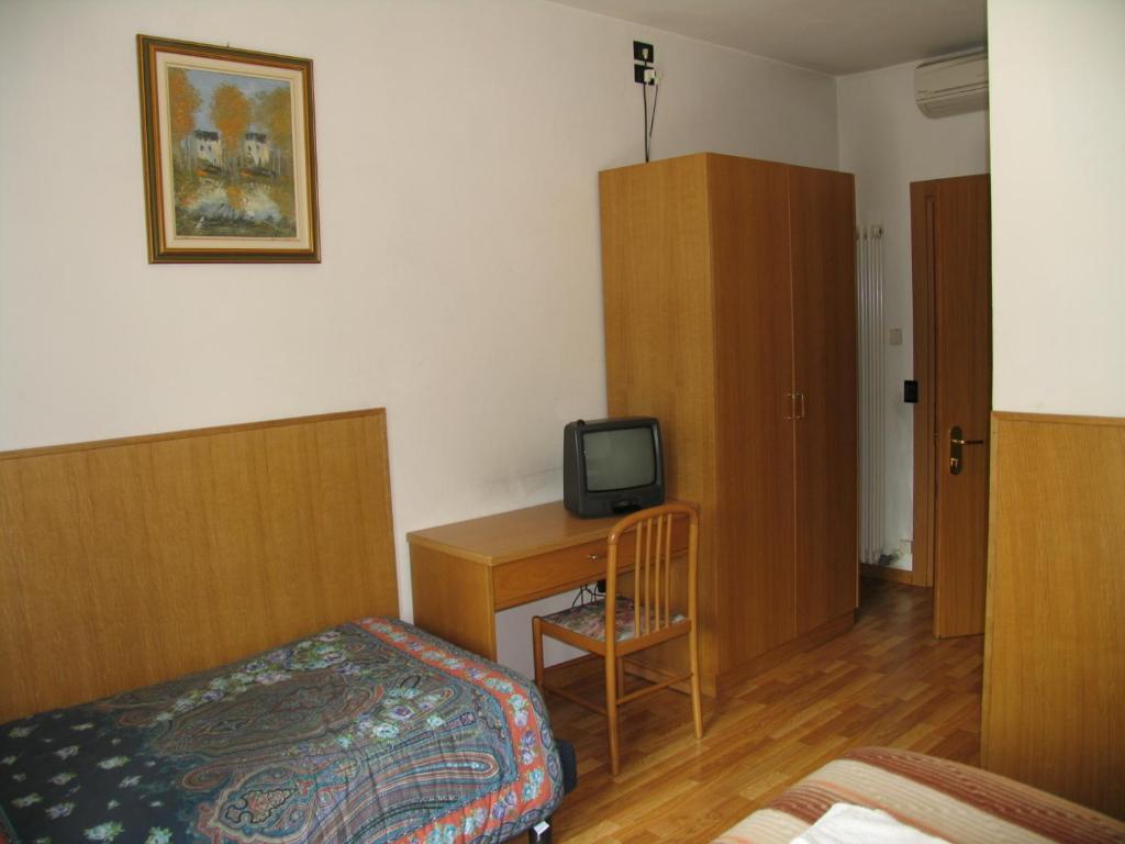 Hotel Oasi Trento Luaran gambar