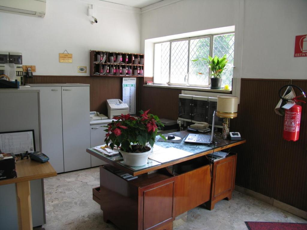 Hotel Oasi Trento Luaran gambar