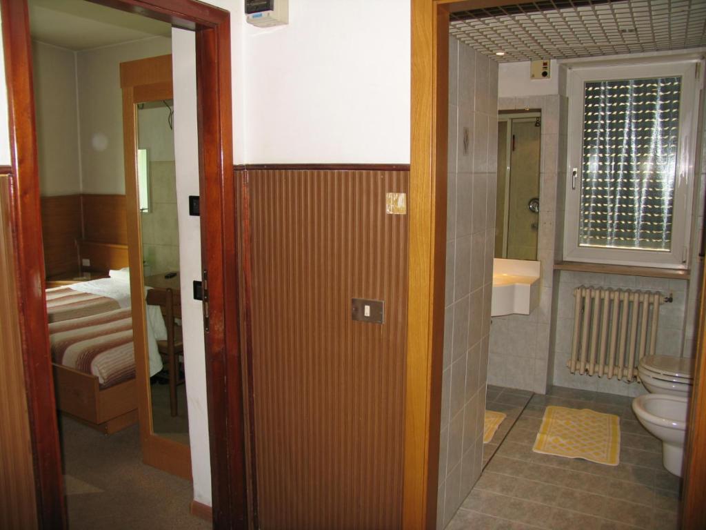Hotel Oasi Trento Luaran gambar