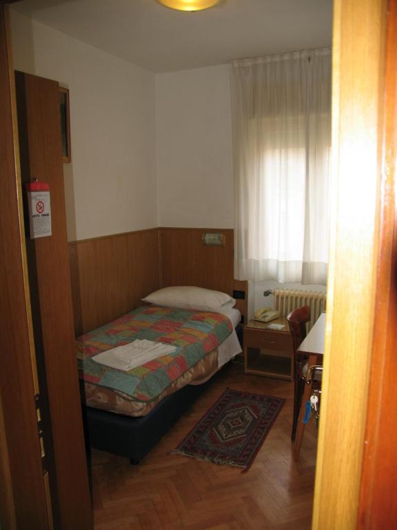 Hotel Oasi Trento Luaran gambar
